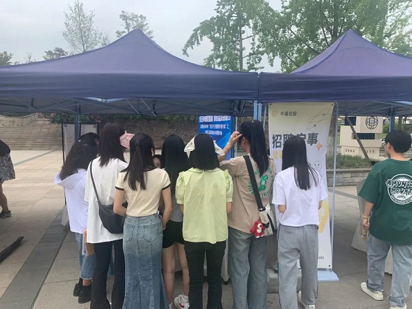 “線上+線下”促精準(zhǔn)就業(yè)，這幾場“百日千萬”招聘會有成效！ 第4張