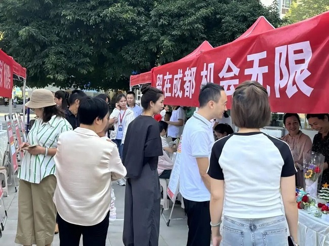 一站式服務(wù)織密“家門口”就業(yè)網(wǎng)!瑞方人力以數(shù)字化賦能青年精準(zhǔn)就業(yè) 第2張 一站式服務(wù)織密“家門口”就業(yè)網(wǎng)!瑞方人力以數(shù)字化賦能青年精準(zhǔn)就業(yè) 第2張