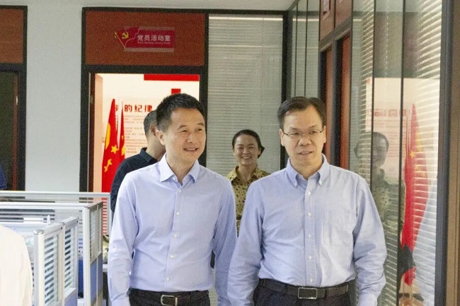 湖南省委統戰部副部長、省工商聯黨組書記胡建新一行蒞臨瑞方人力考察指導 第1張 湖南省委統戰部副部長、省工商聯黨組書記胡建新一行蒞臨瑞方人力考察指導 第1張