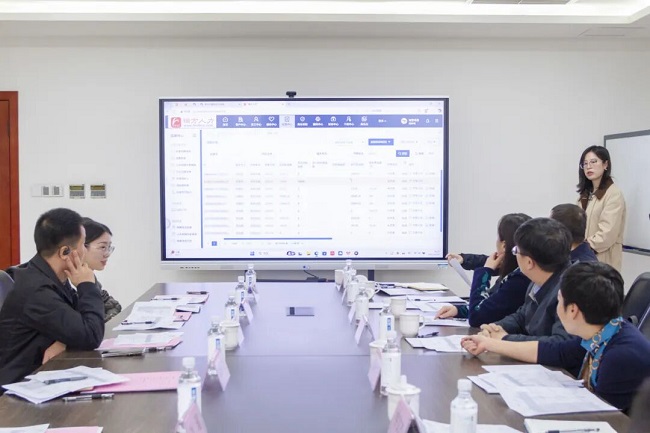 國家統(tǒng)計(jì)局服務(wù)業(yè)調(diào)查中心分析研究處處長(zhǎng)、一級(jí)調(diào)研員展國殿一行蒞臨瑞方人力考察調(diào)研 第2張